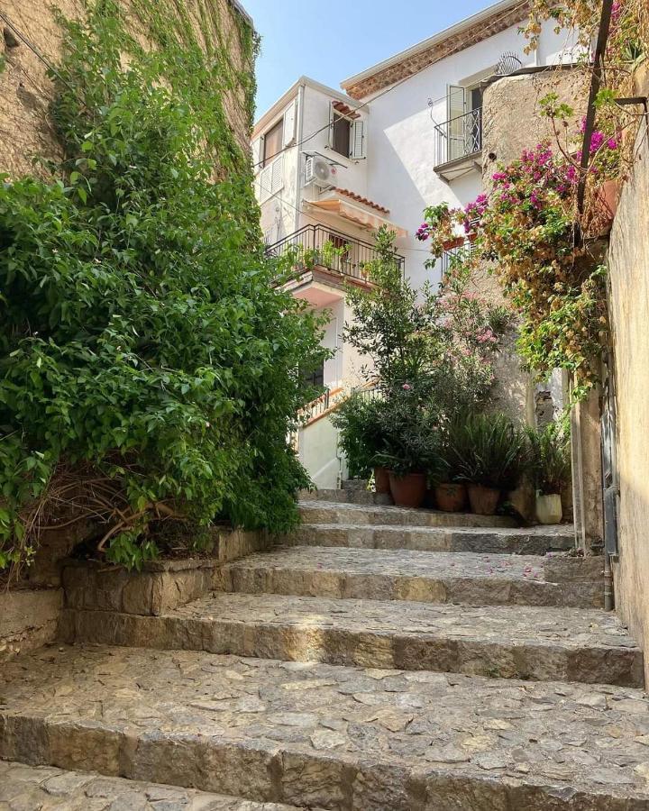 Il Cielo In Una Stanza Scalea Exterior foto
